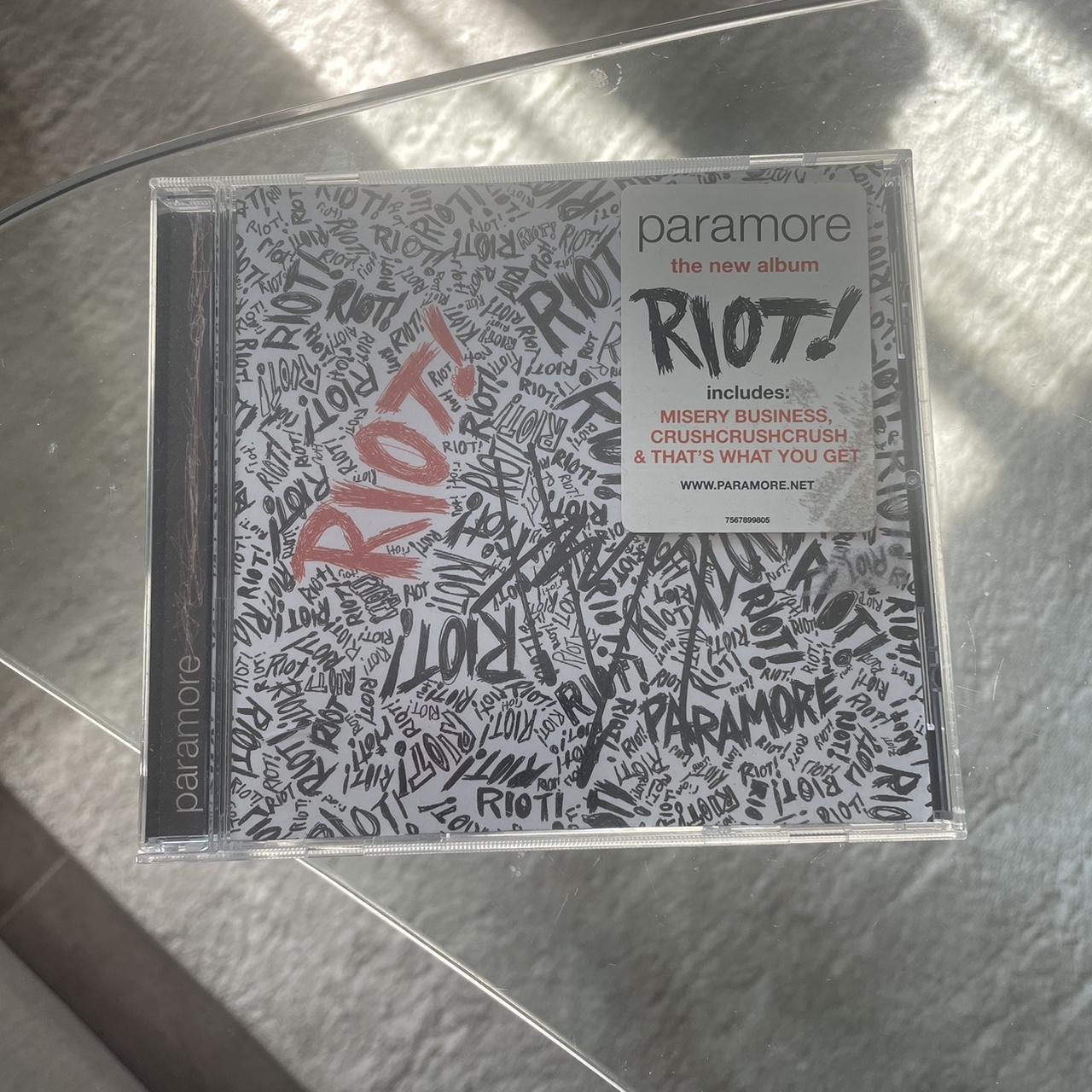 Hayley Williams Signed - Paramore Riot! CD 😩 She | Depop