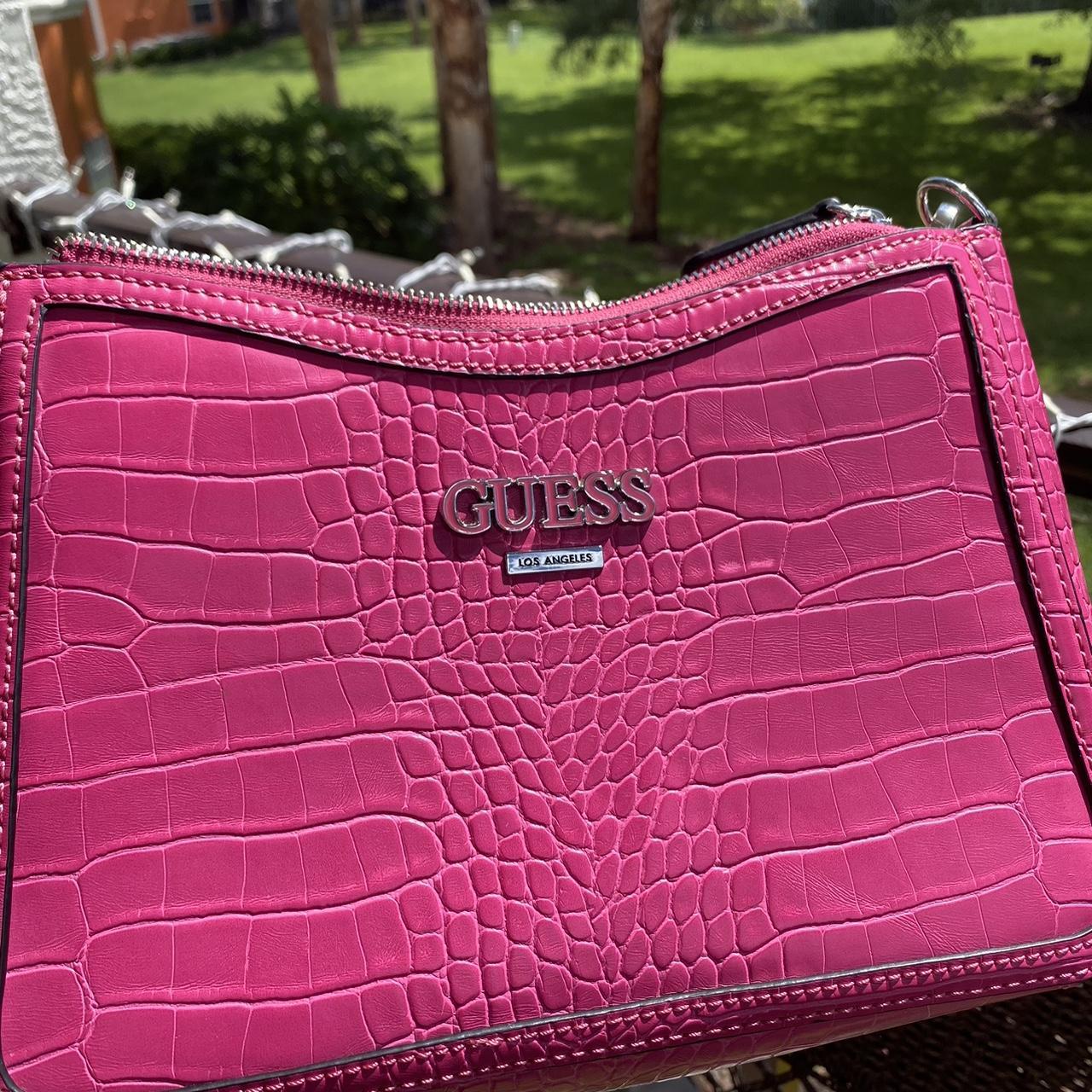 GUESS Women Pink Handbag : : Fashion