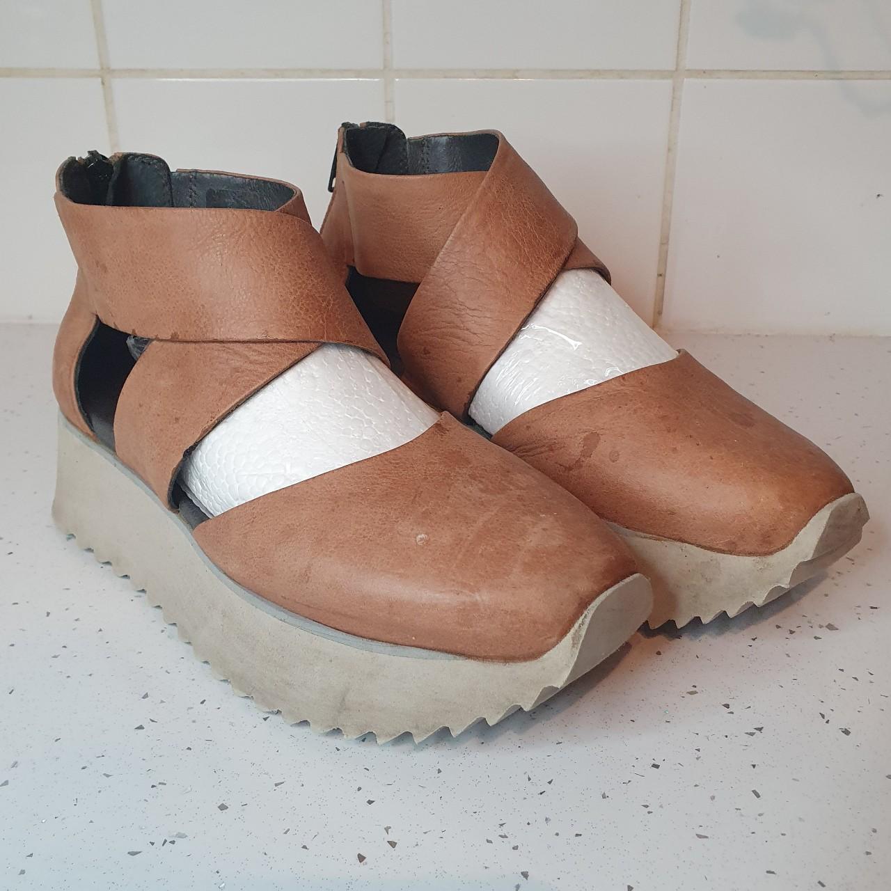 Women S Tan Sandals Depop   P0 