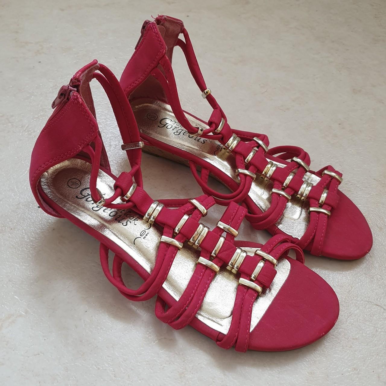 New Look Women's Pink Sandals Depop