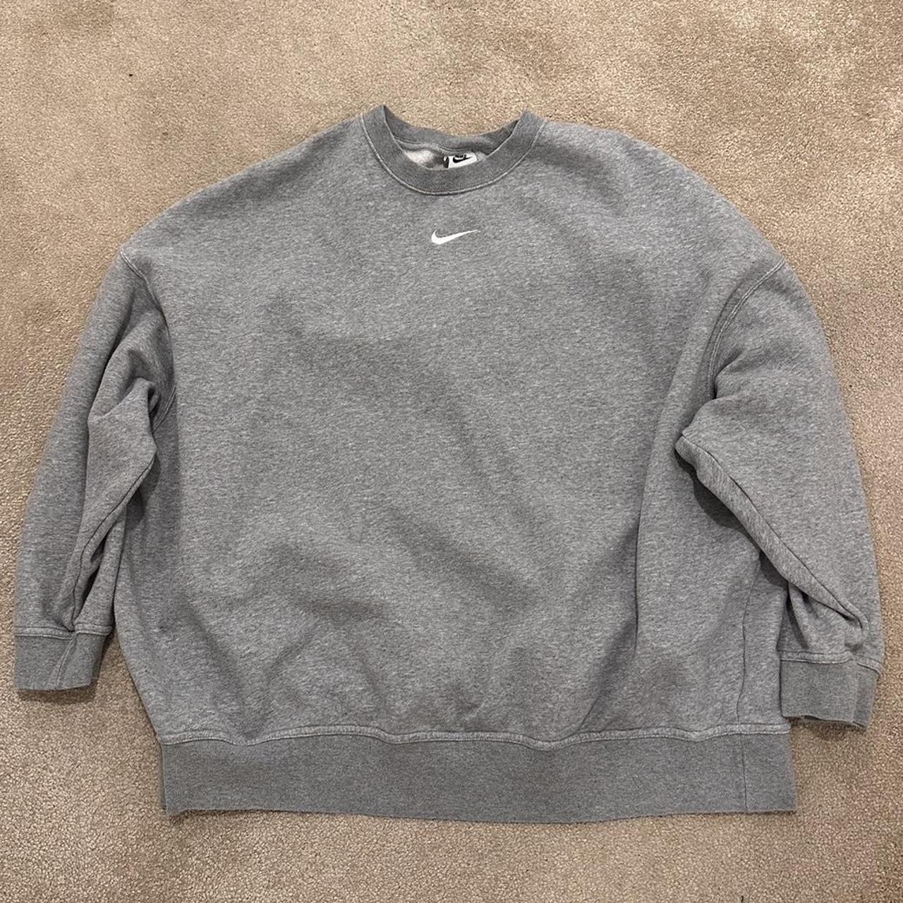 Nike Men's Grey and White Sweatshirt | Depop