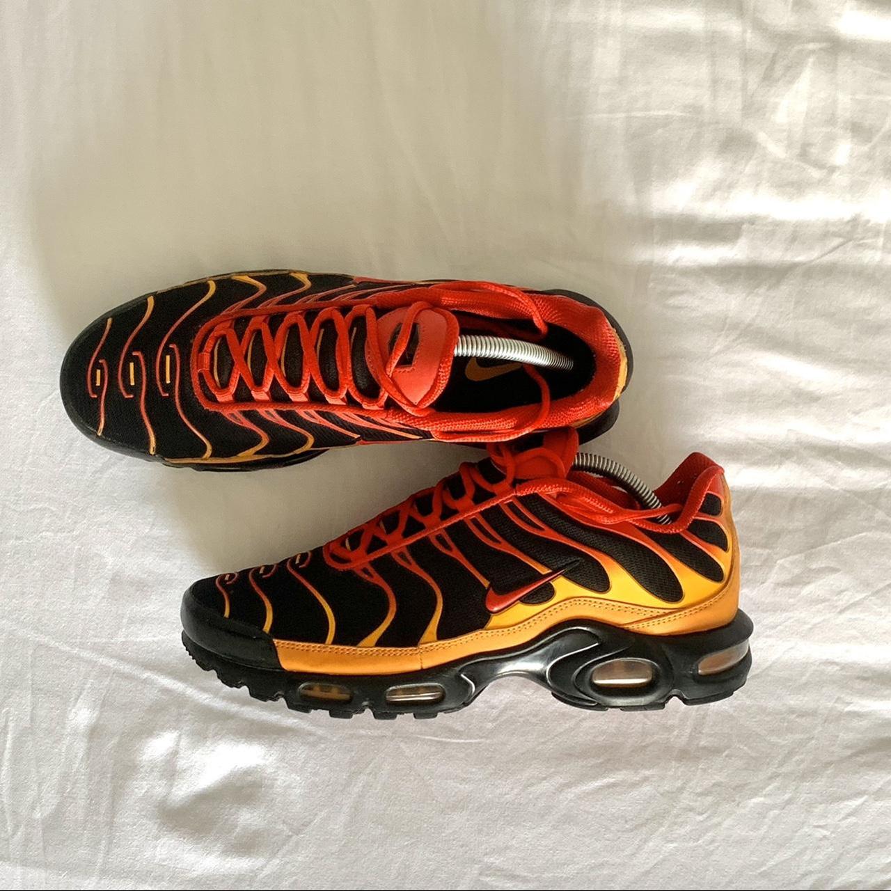 tn nike volcano