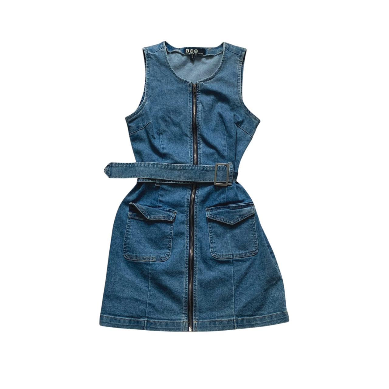 item listed by bruisedcherryvintage