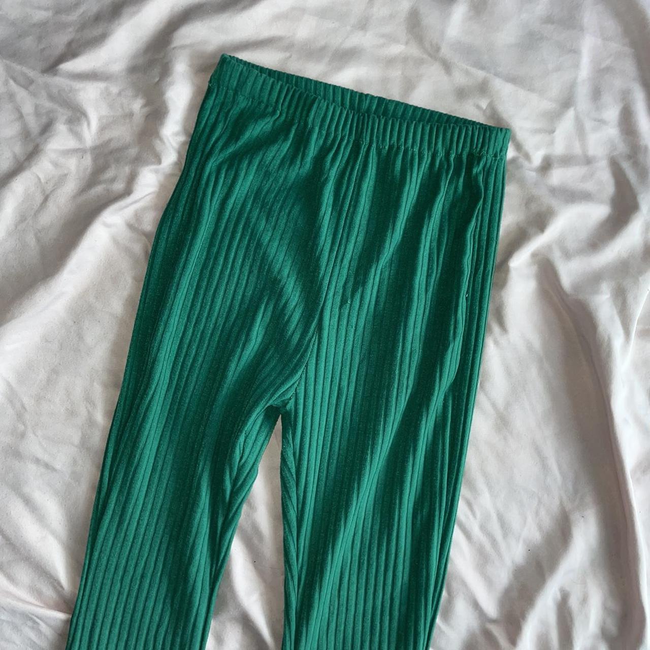 deep-emerald-green-pants-us-size-m-matching-depop