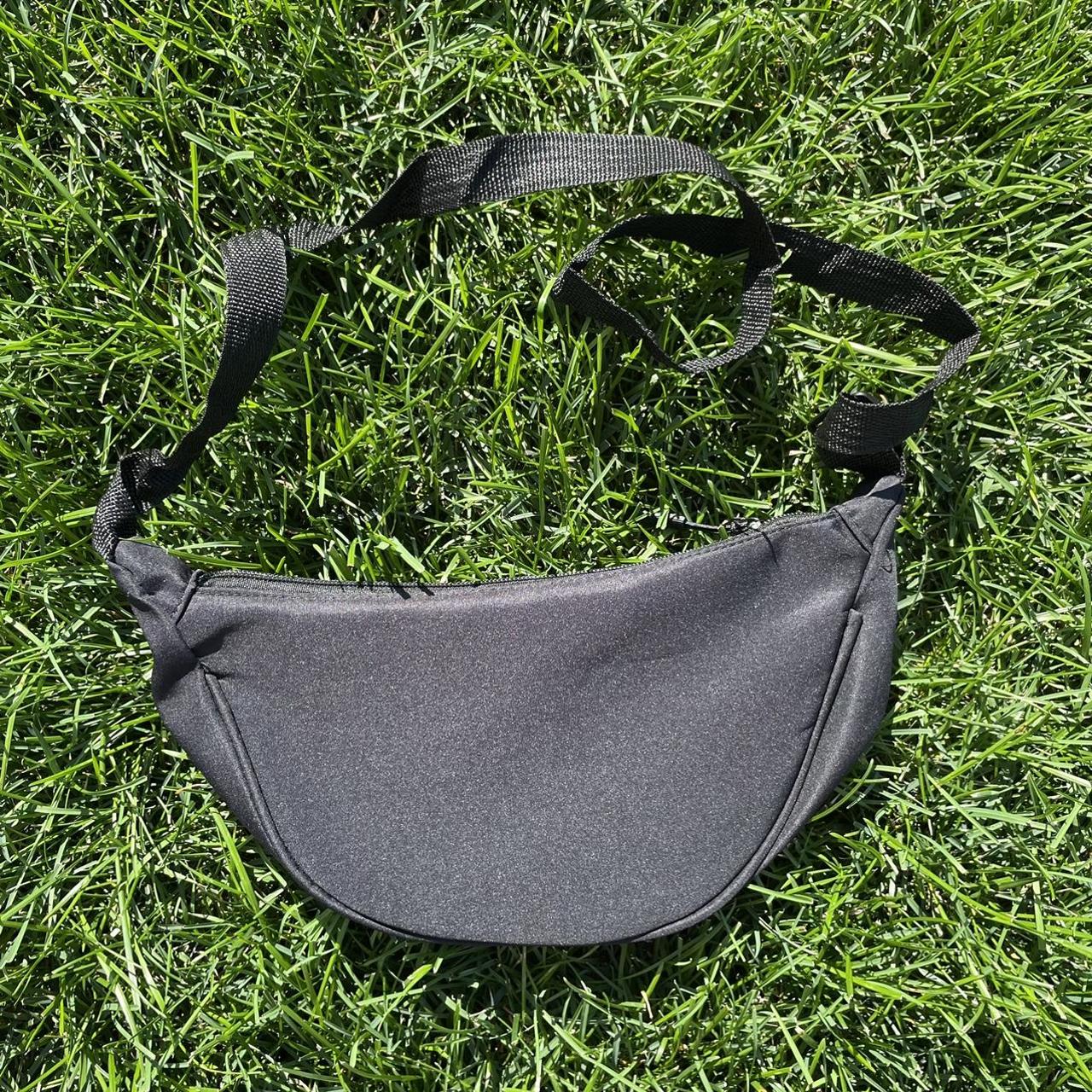 Black crossbody sporty purse bag No trades Depop