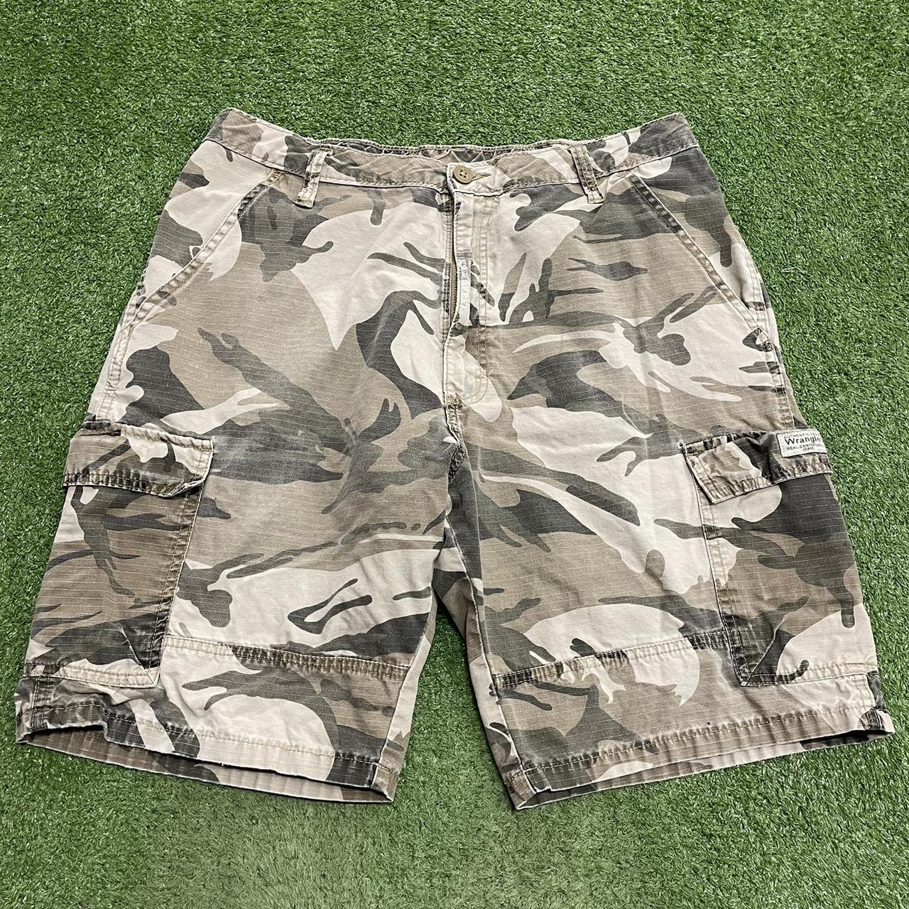 Vintage y2k Wrangler Camo Cargo Pants 34” Waist Depop