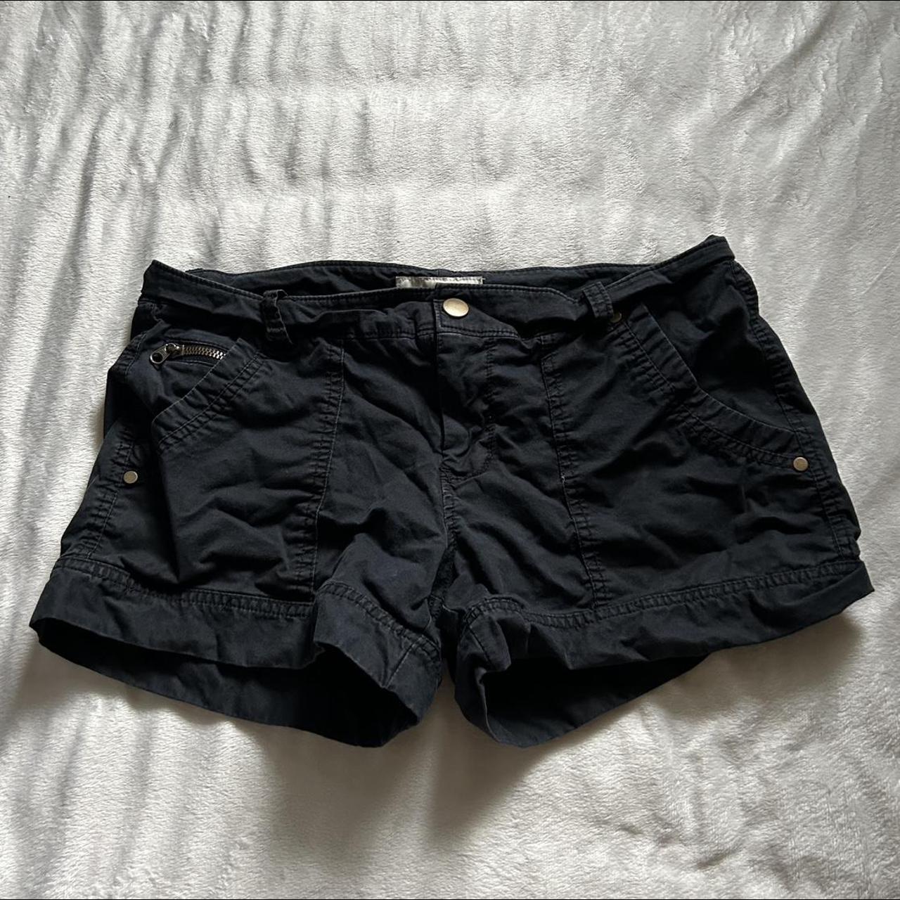 Old Navy Women's Black Shorts | Depop