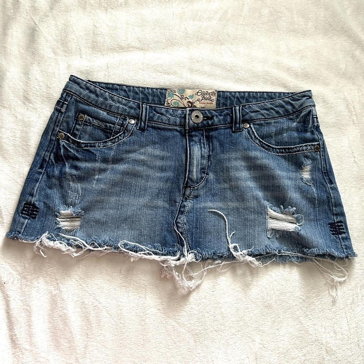 Y2K mini denim skirt Best fits size 2 W:15... - Depop