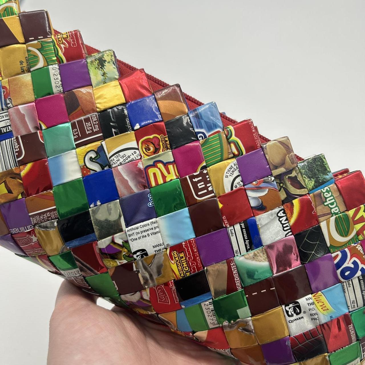 Ecoist Candy Wrapper Clutch Purse Bag Wristlet Recycled Estate Sale Find 8