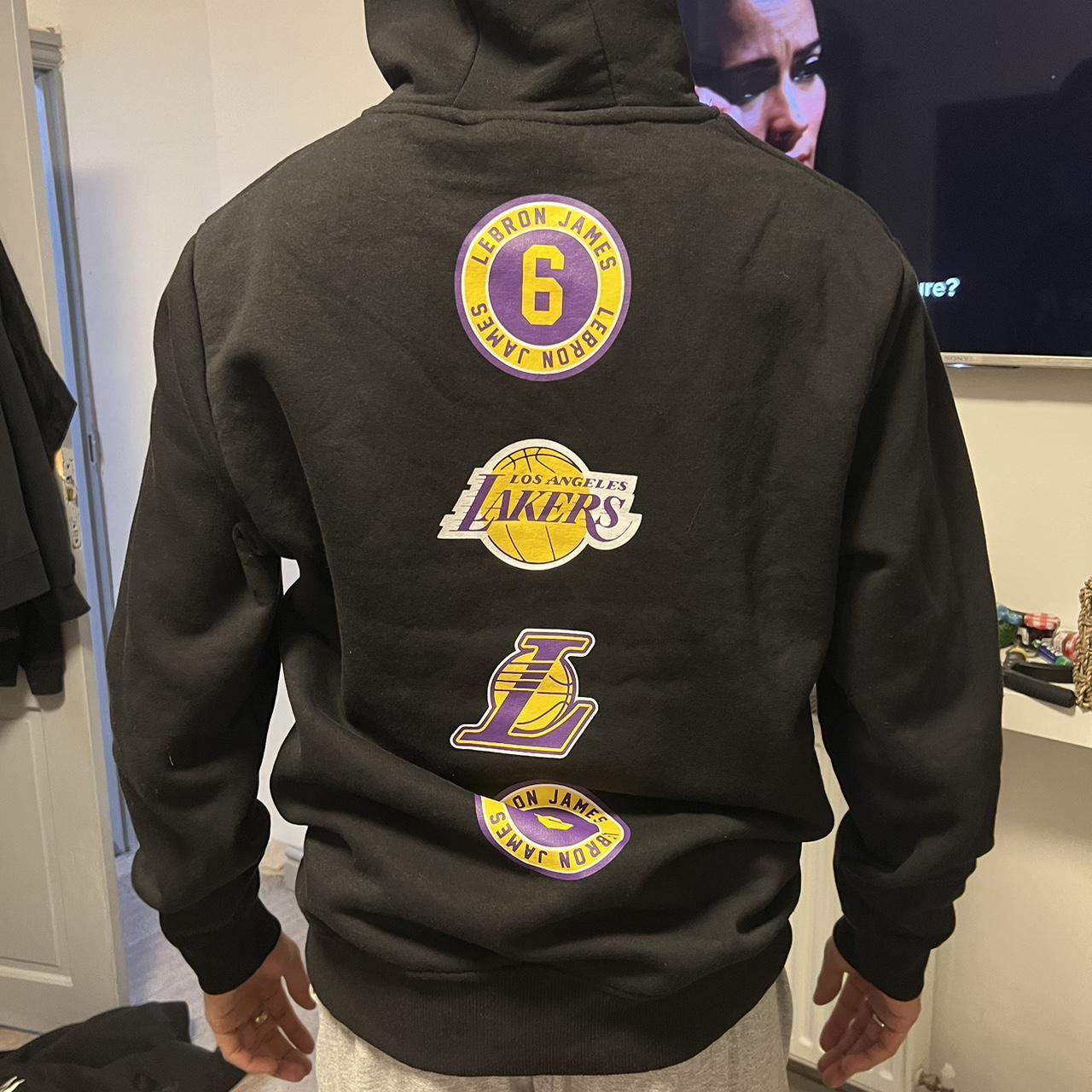 LA Lakers Mens hoodie Size Medium Black with... - Depop