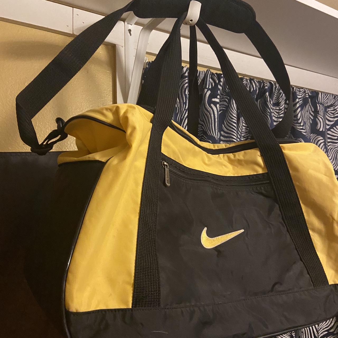 YELLOW NIKE DUFFLE BAG in yellow