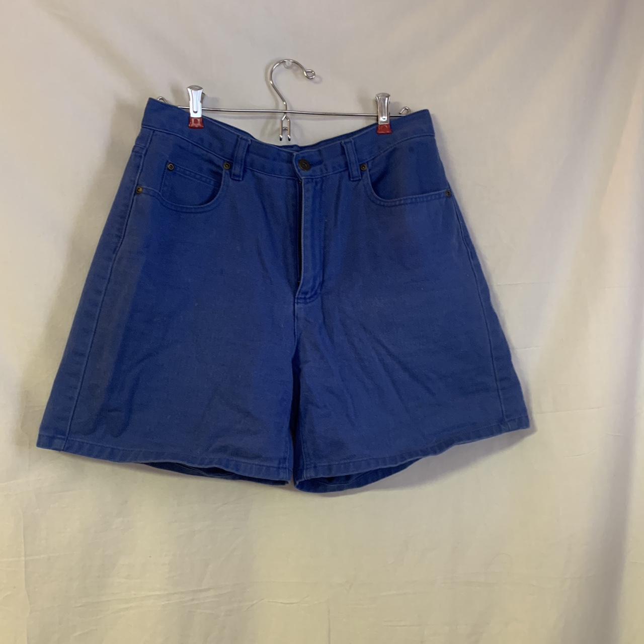 Liz Claiborne classic fit blue Jean shorts, size 10. - Depop