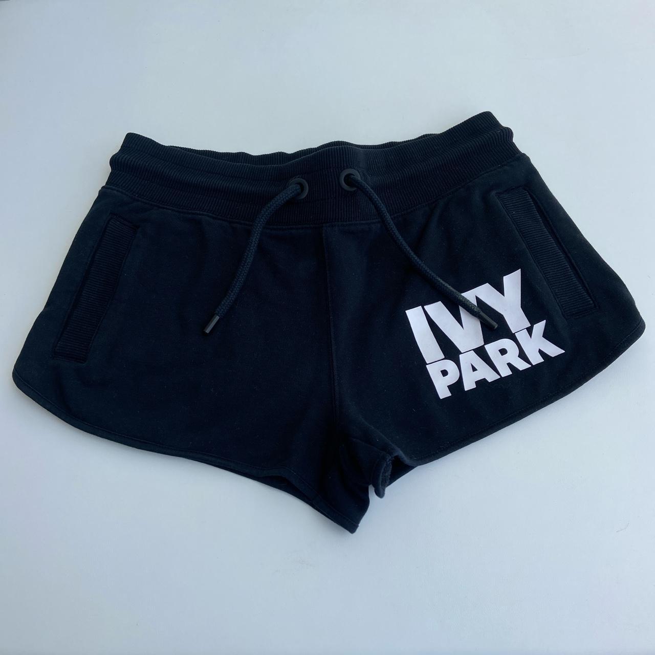 Ivy Park Women's Shorts | Depop