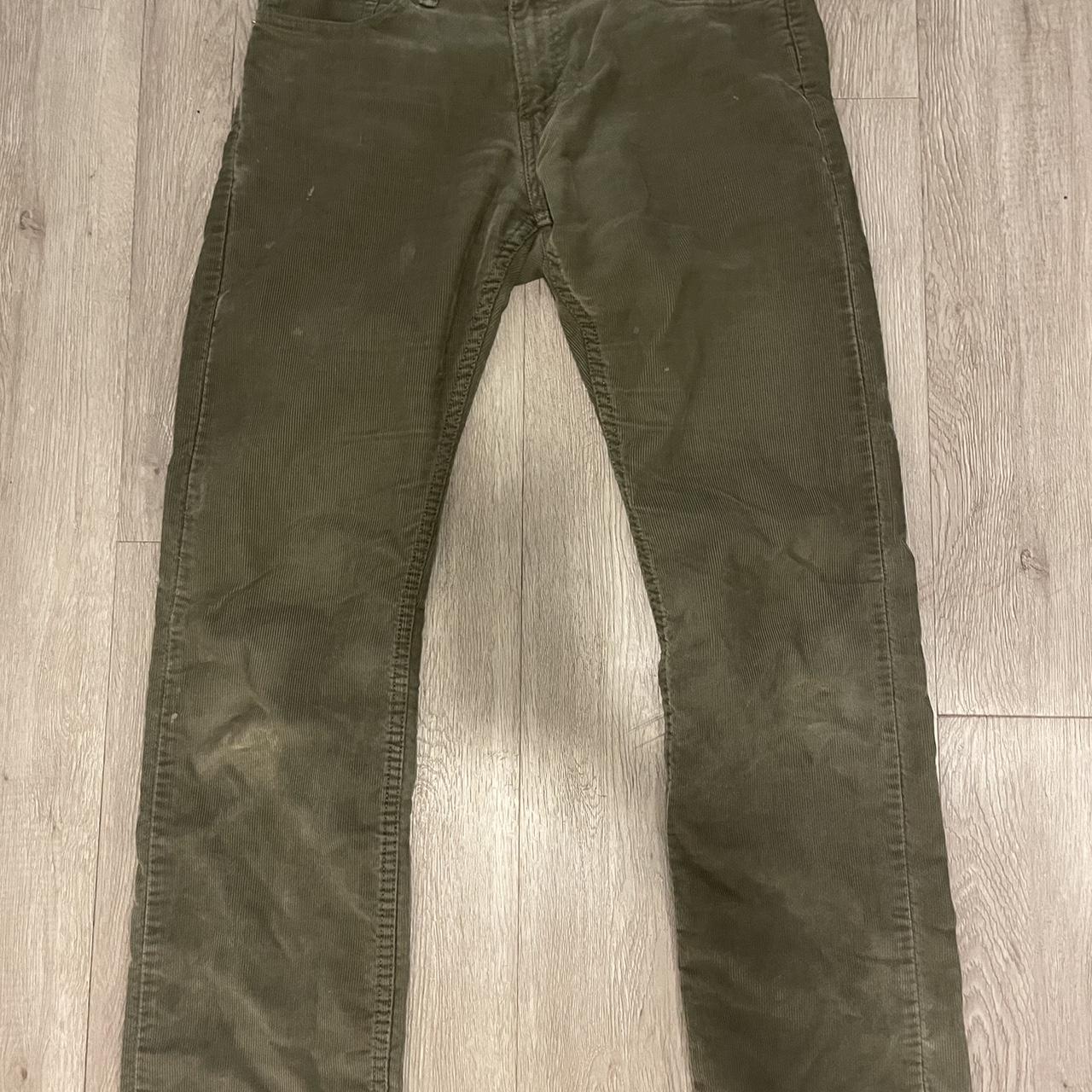 Levis green hotsell corduroy pants