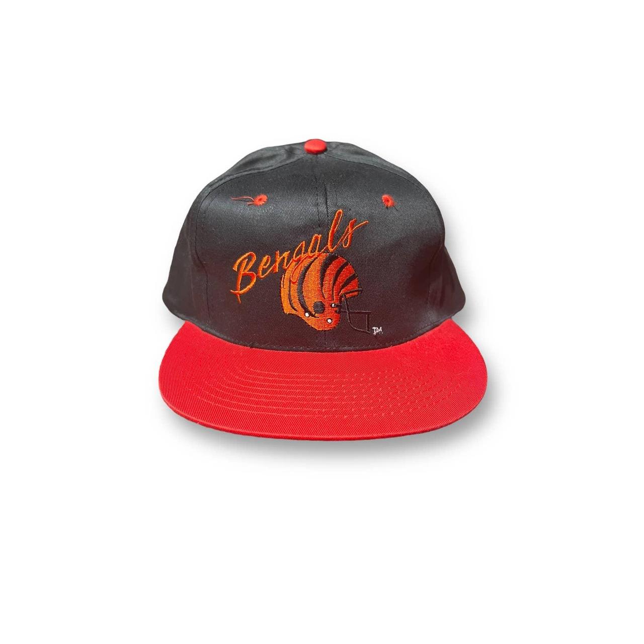 90's Cincinnati Bengals NFL Script Snapback - Depop