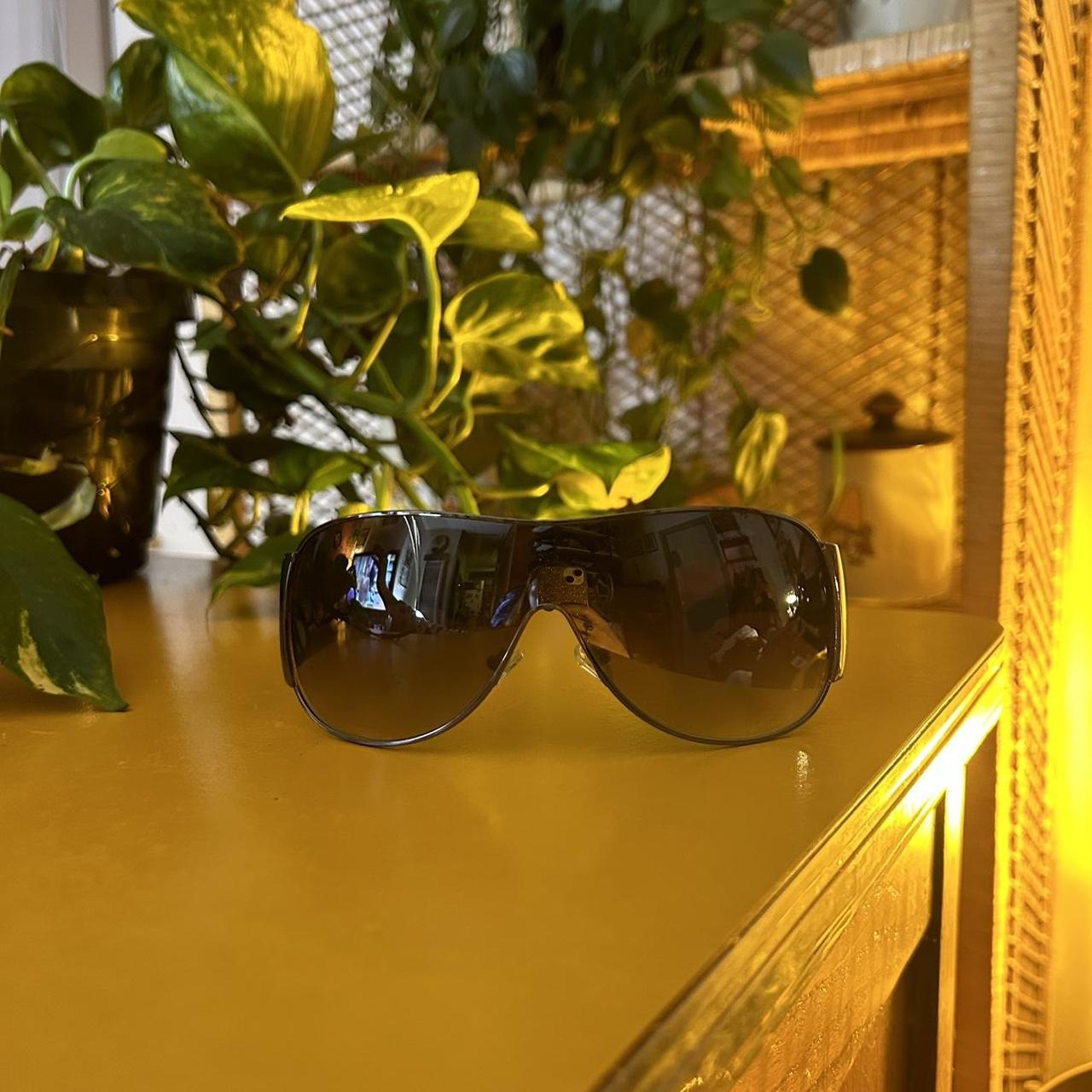 Vintage 2000’s oversized sunglasses Classic... - Depop