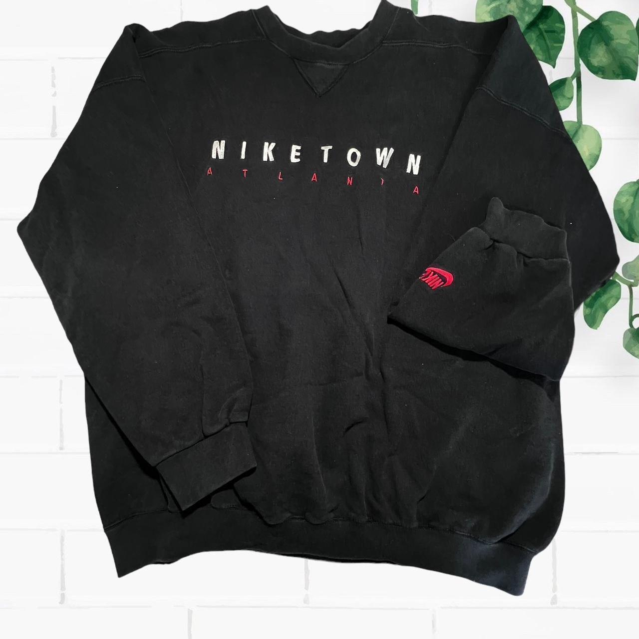 nike town jumper
