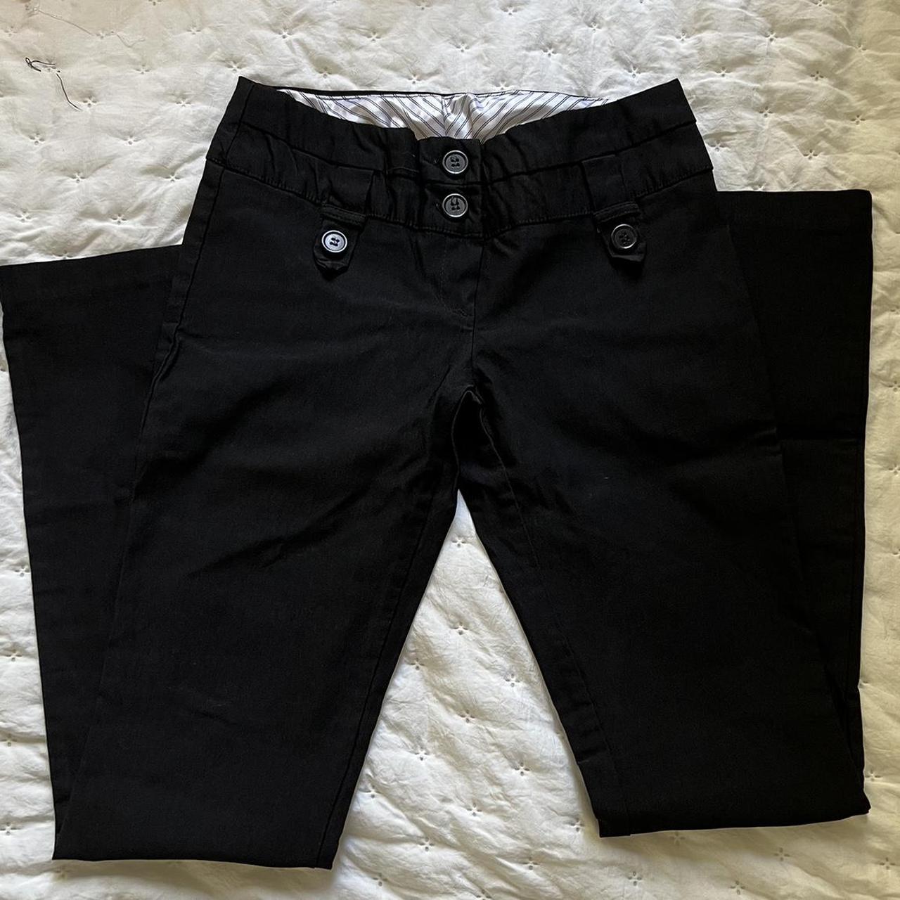 🖤 the cutest low rise black flared pants 🖤 ★waist:... - Depop