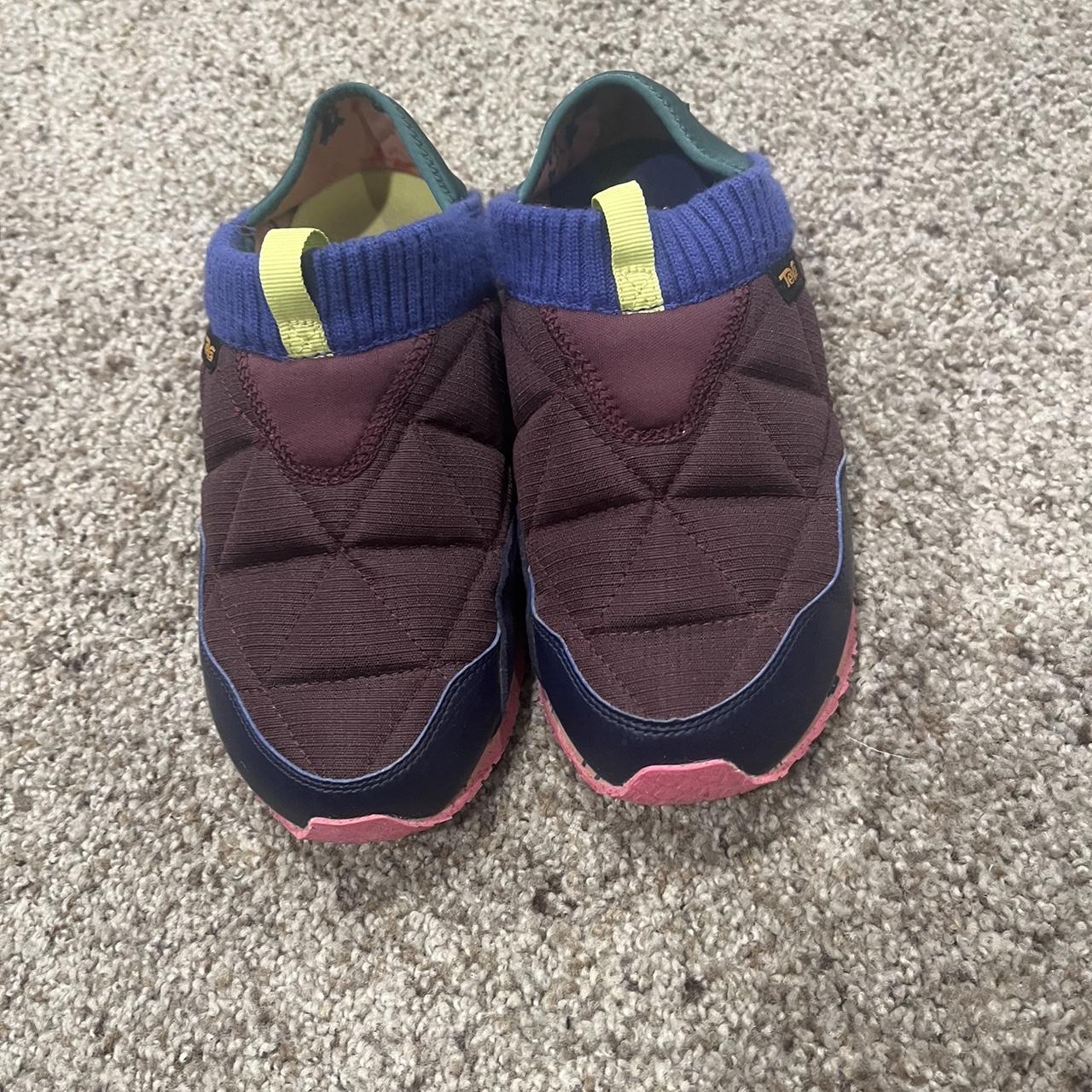 teva cotopaxi slippers