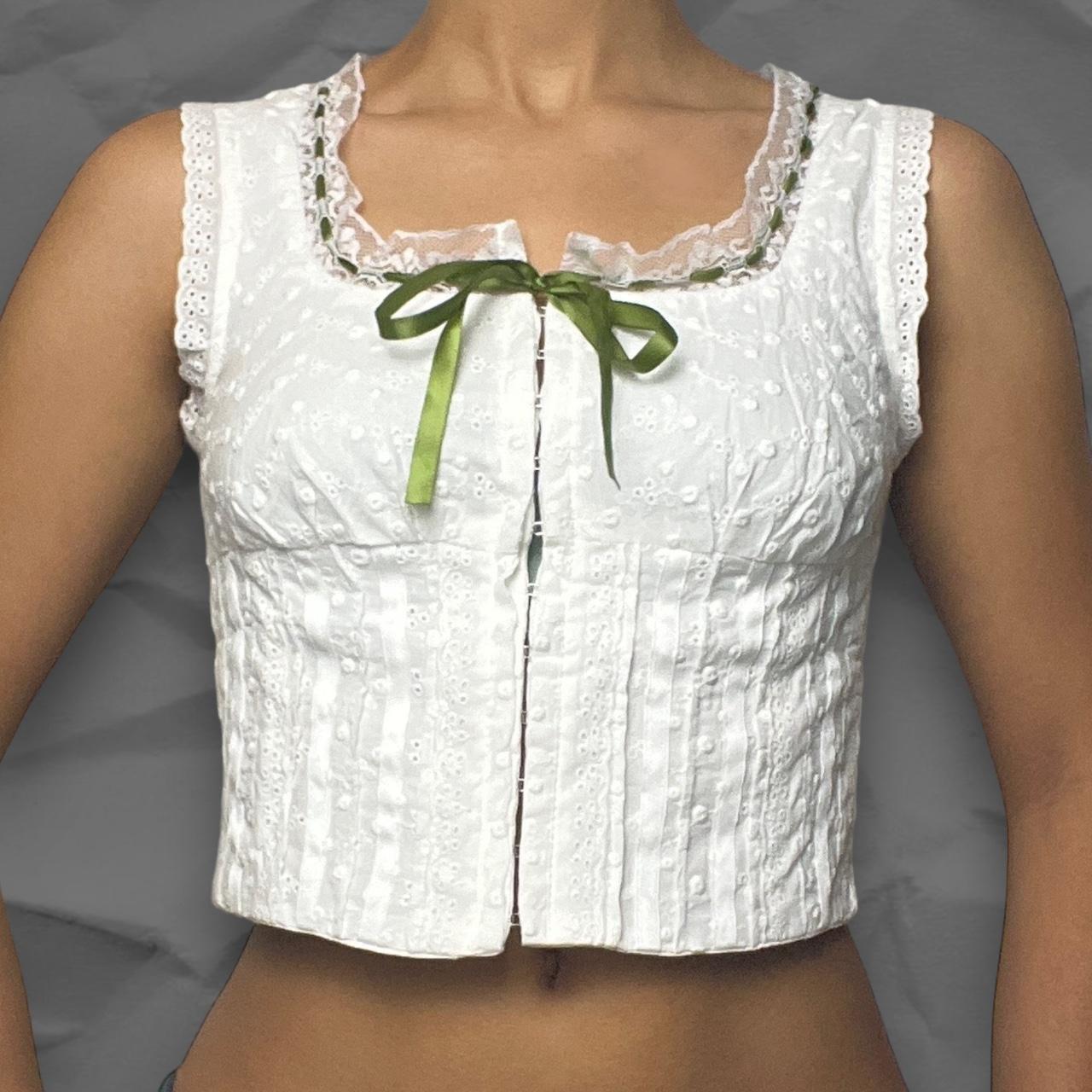 UO Vikki Hook-And-Eye Corset Top Gorgeous white - Depop