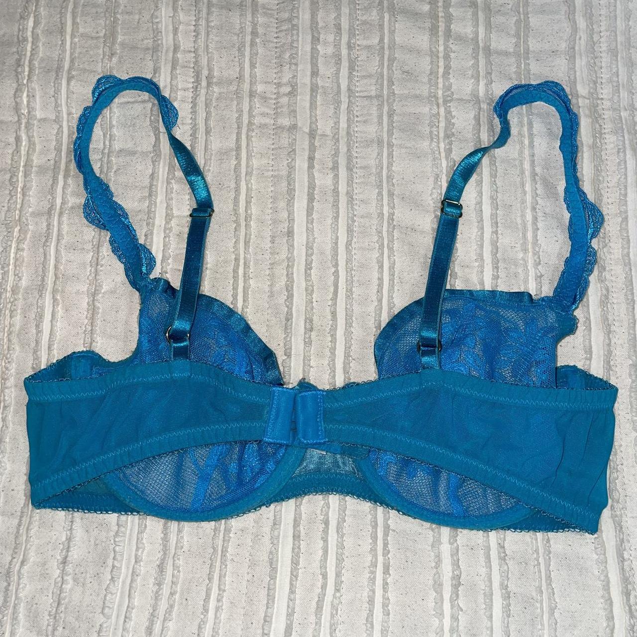 Wacoal Women's Blue Bra | Depop