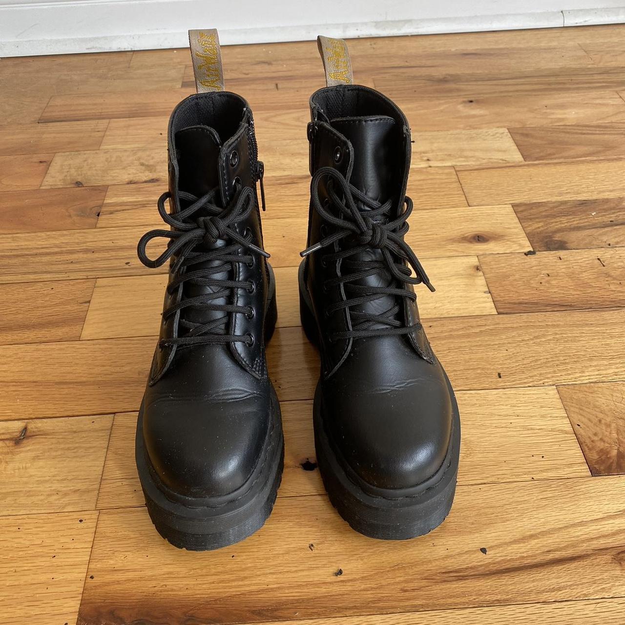 Doc Martens Vegan Jaden ll Mono Show minimal signs... - Depop