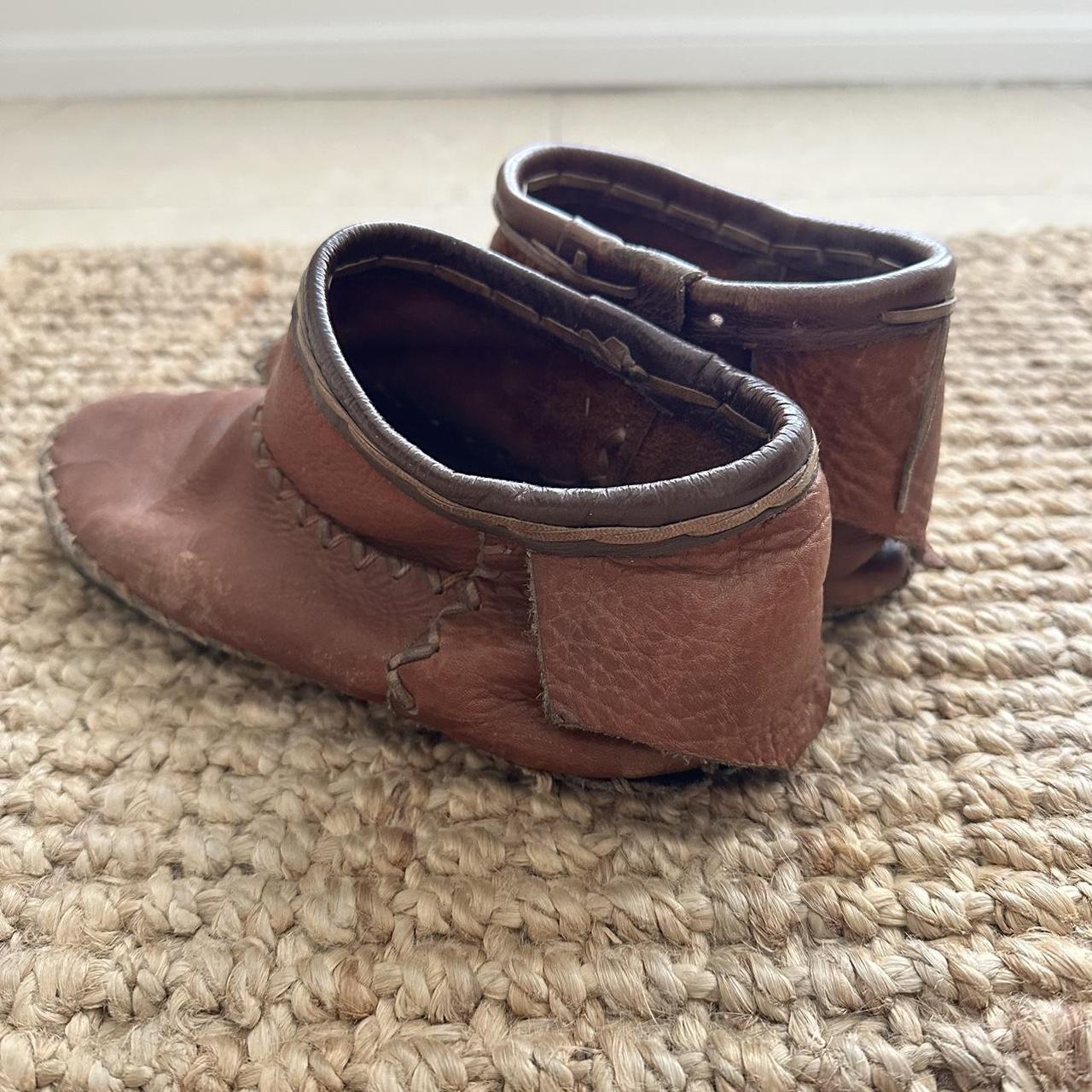 Beatrice Valenzuela Brown Leather Moccasins SZ