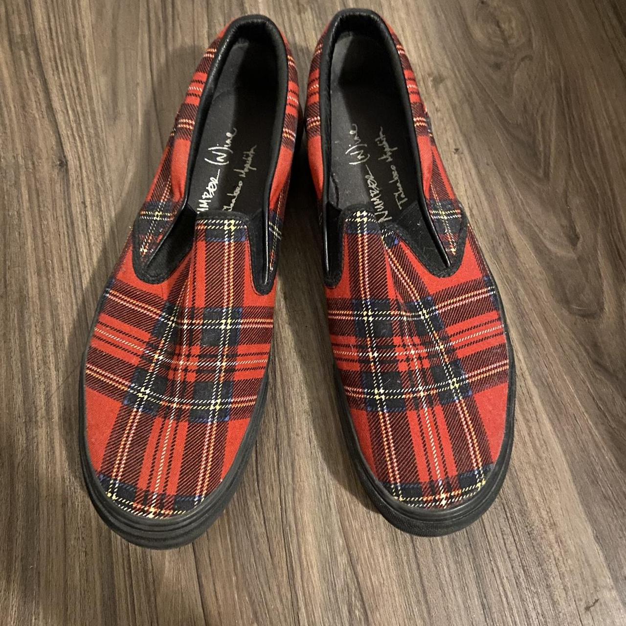 number(n)ine赤黒ブロックチェック柄スニーカー　宮下期 Number Nine 2005SS “Nightcrawler” Tartan Slip-On | Depop