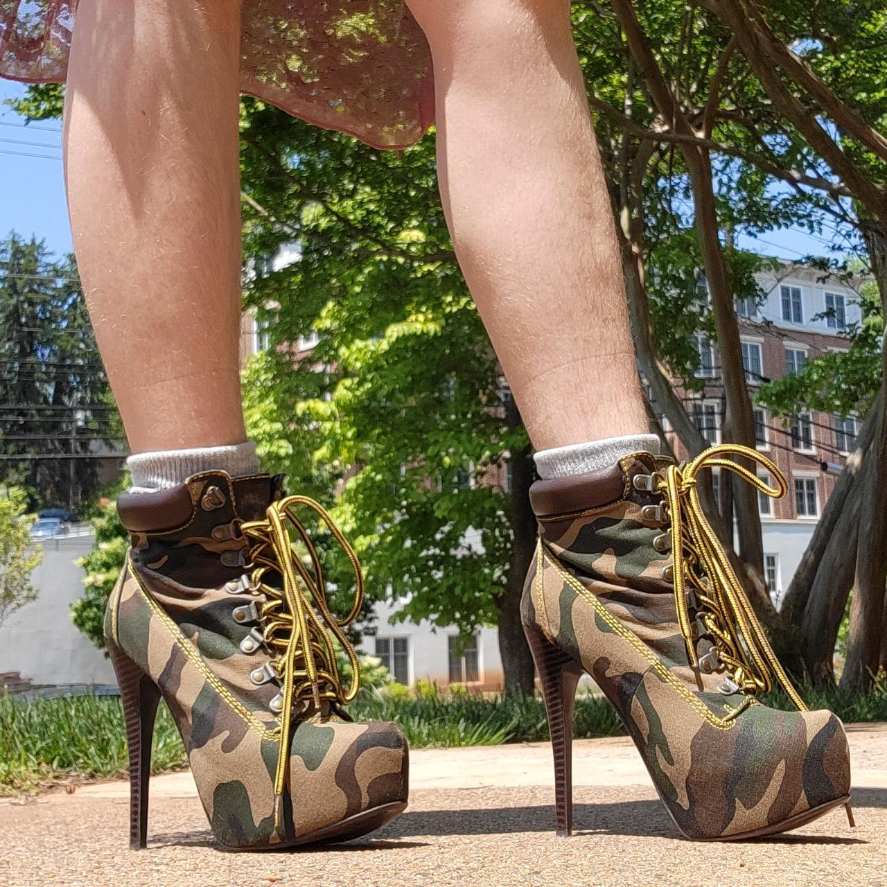 Nature Breeze Women’s Brown and Green Boots | Depop