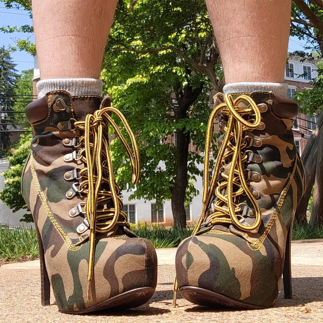 Nature Breeze Women’s Brown and Green Boots | Depop