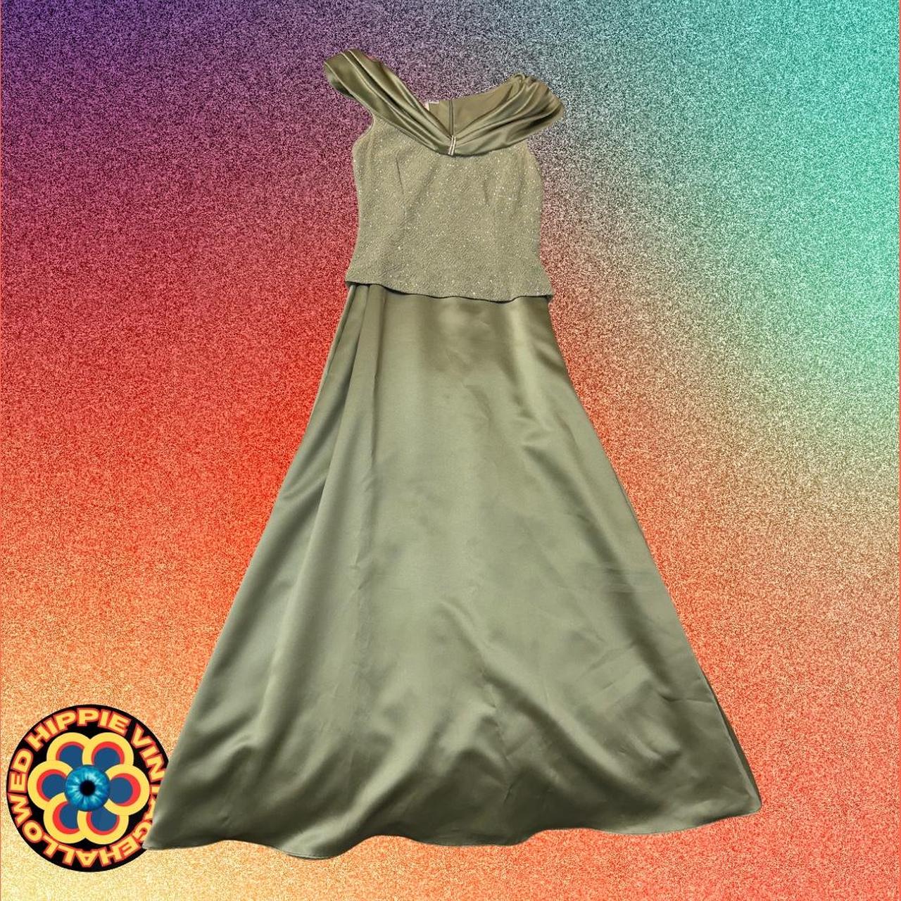 item listed by hallowedhippie