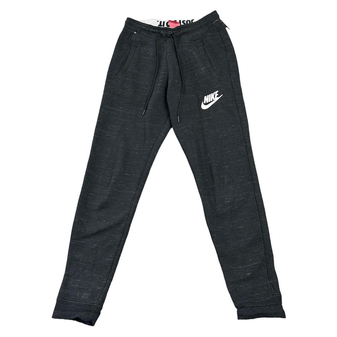 Nike discount cuffed bottoms