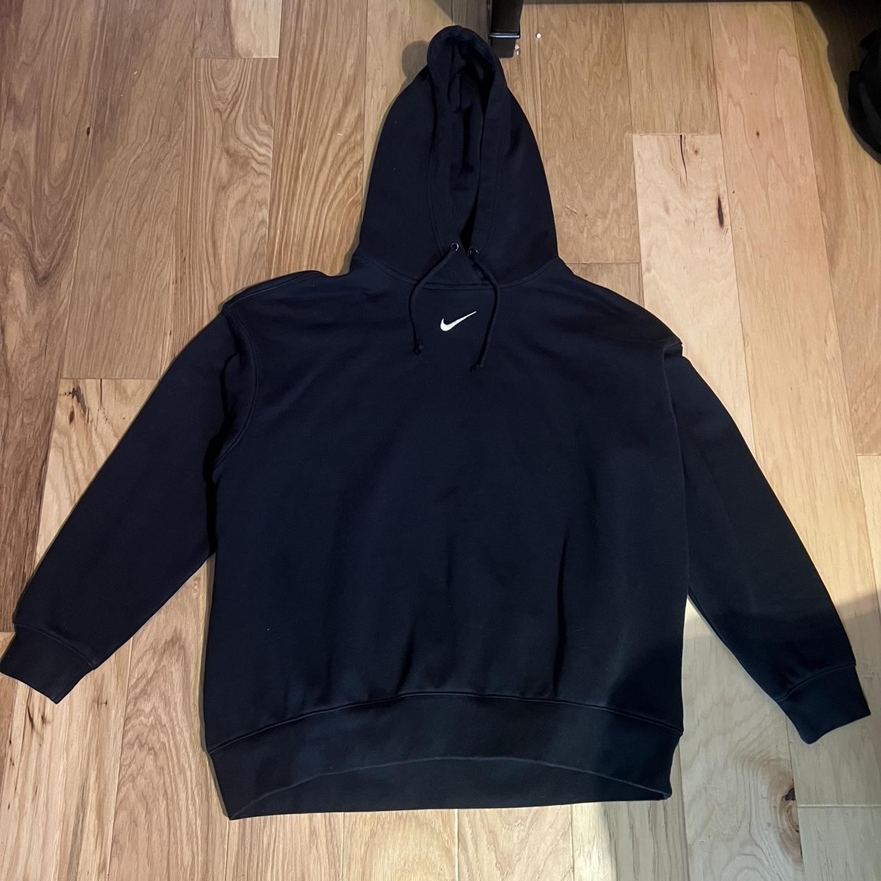 Black nike best sale center swoosh hoodie