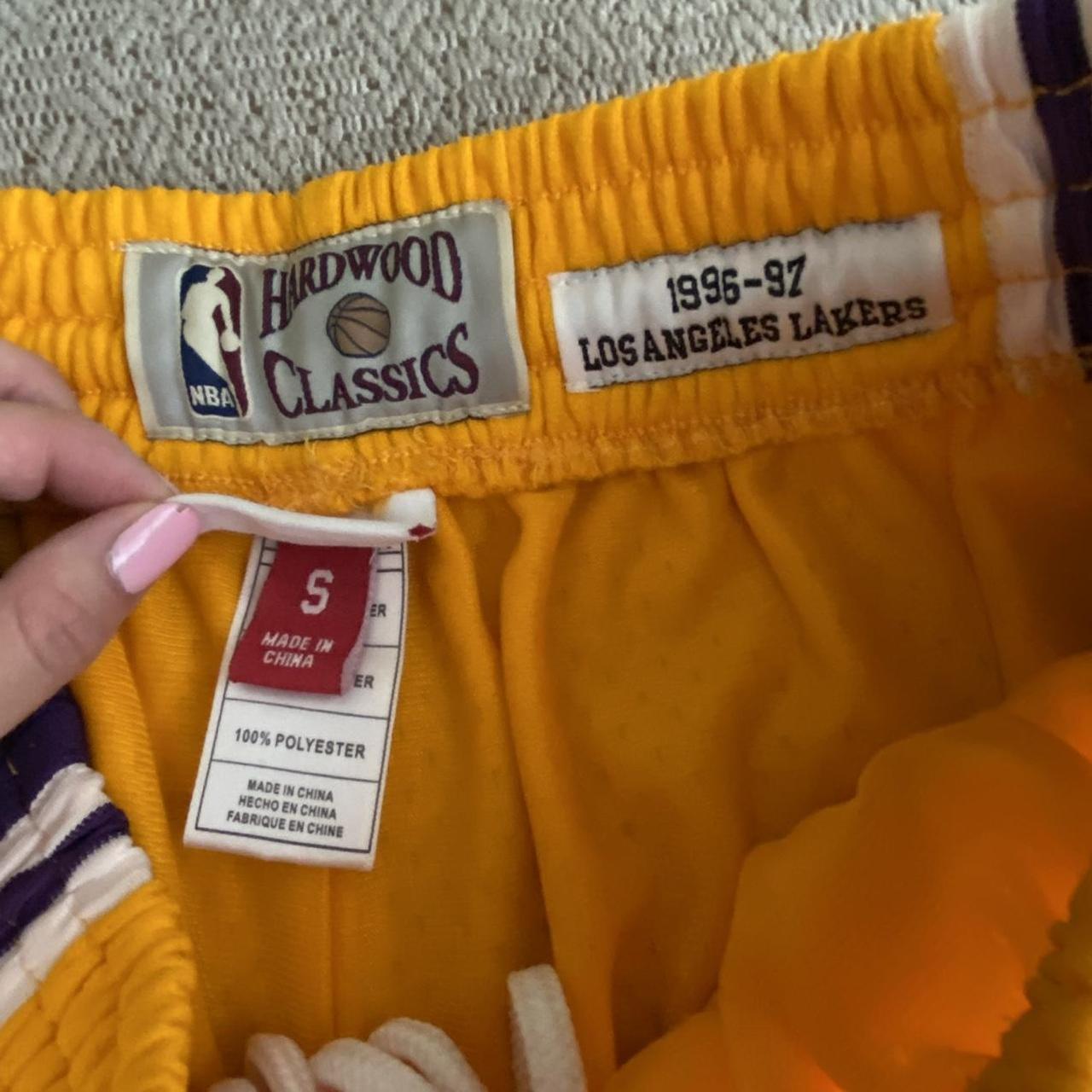 Los Angeles Lakers Mitchell & Ness 1996-1997 Hardwood Classics On