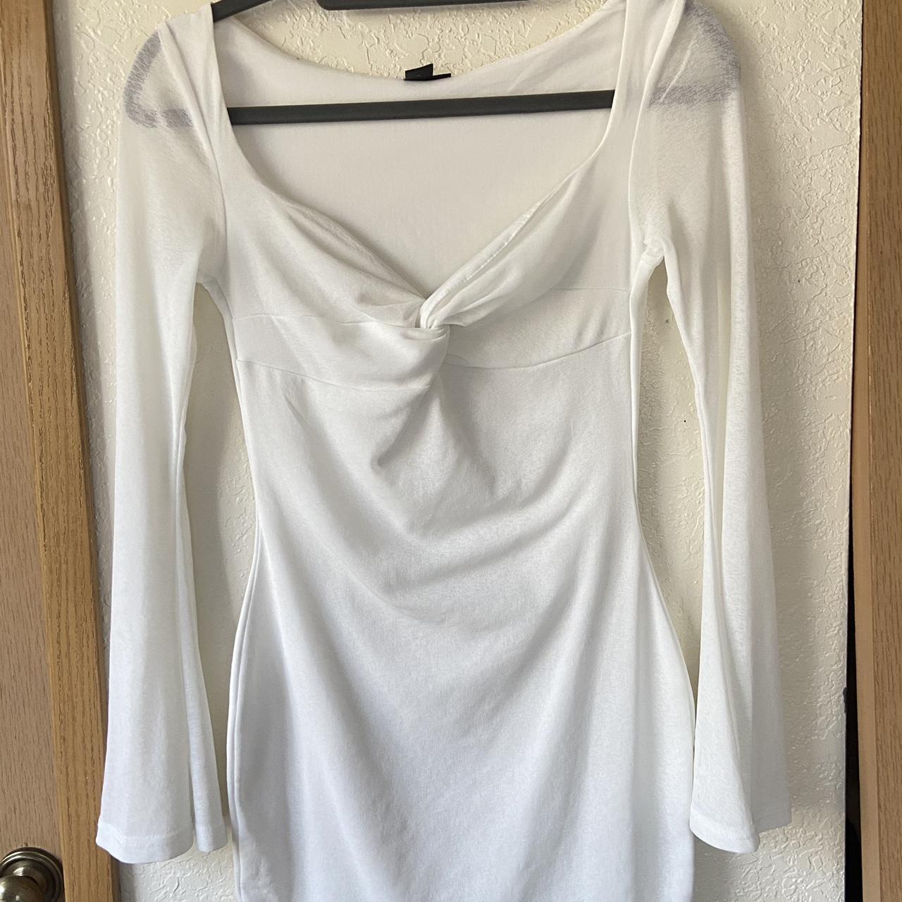 FLARED LONG SLEEVE MINI DRESS - very flattering... - Depop