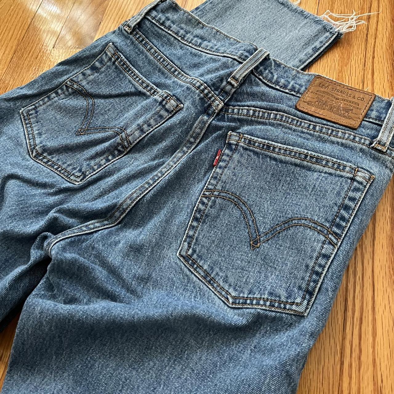 Size hotsell 27 levis