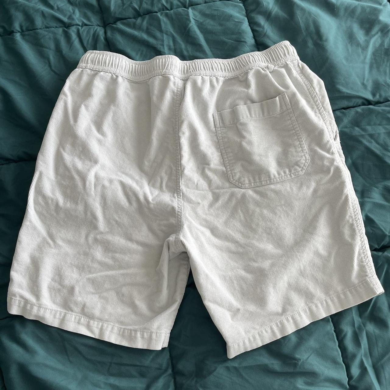 Billabong Men's White Shorts | Depop