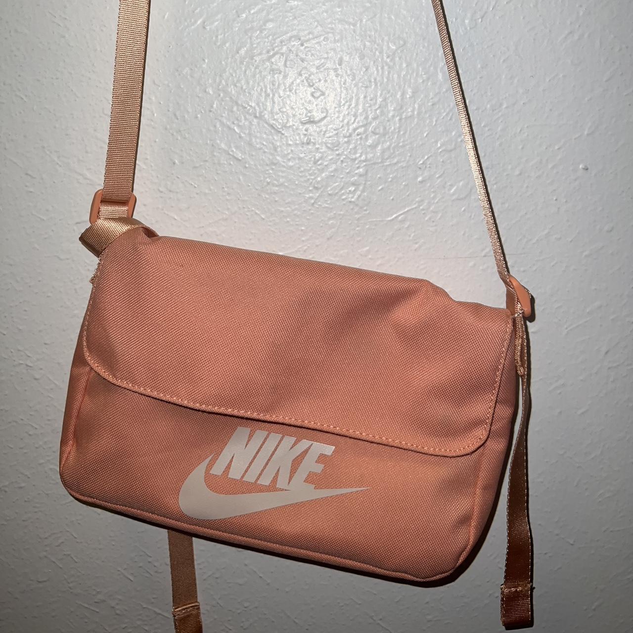 NIKE BAG - Adjustable straps - cute for the gym /... - Depop