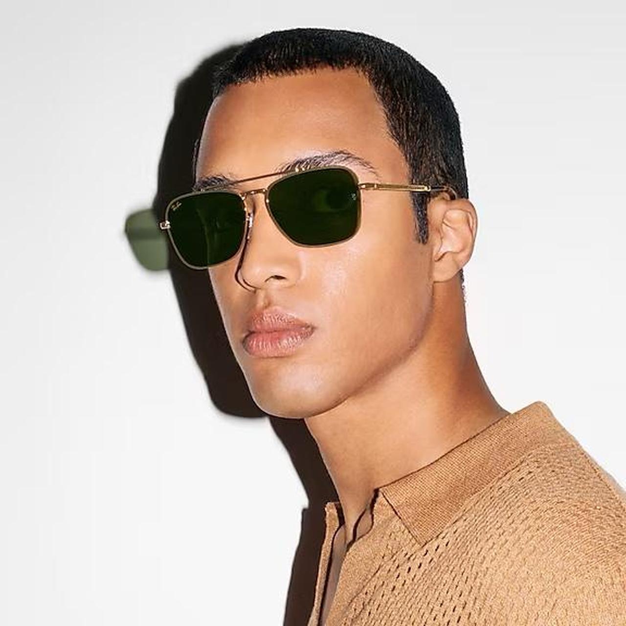 Ray-Ban Women's Aviator Sunglasses Black/Silver – Rayban Caravan