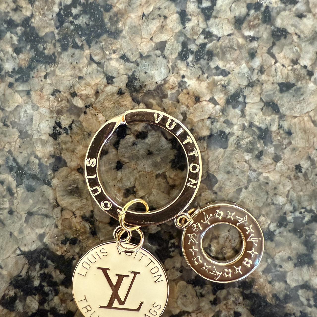 item listed by paulinasclosett