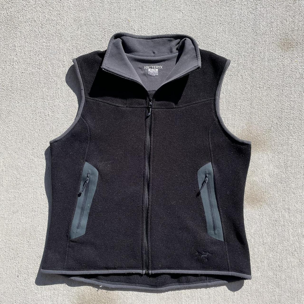 Arc’teryx Vest Oversized 00s oversized black... - Depop