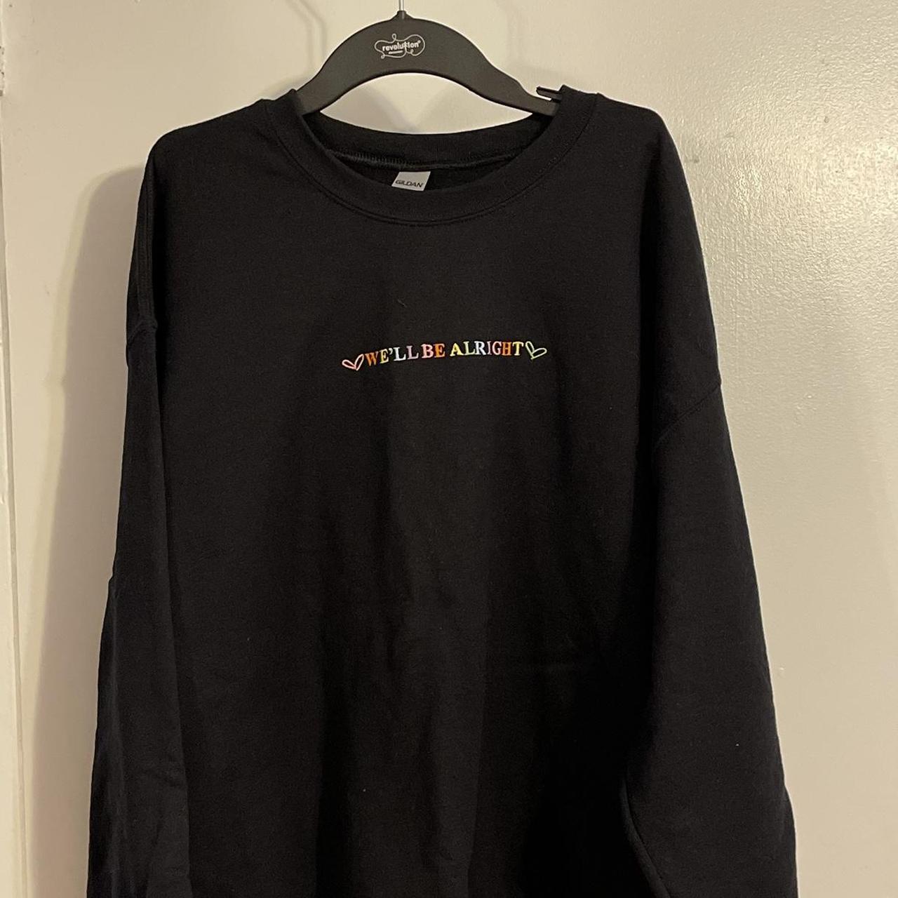 Gildan Women's Sweatshirt | Depop