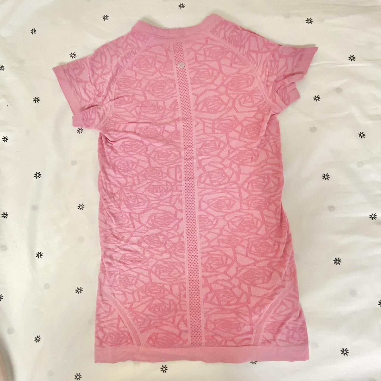 Lululemon pink top - rare rose pattern vintage... - Depop