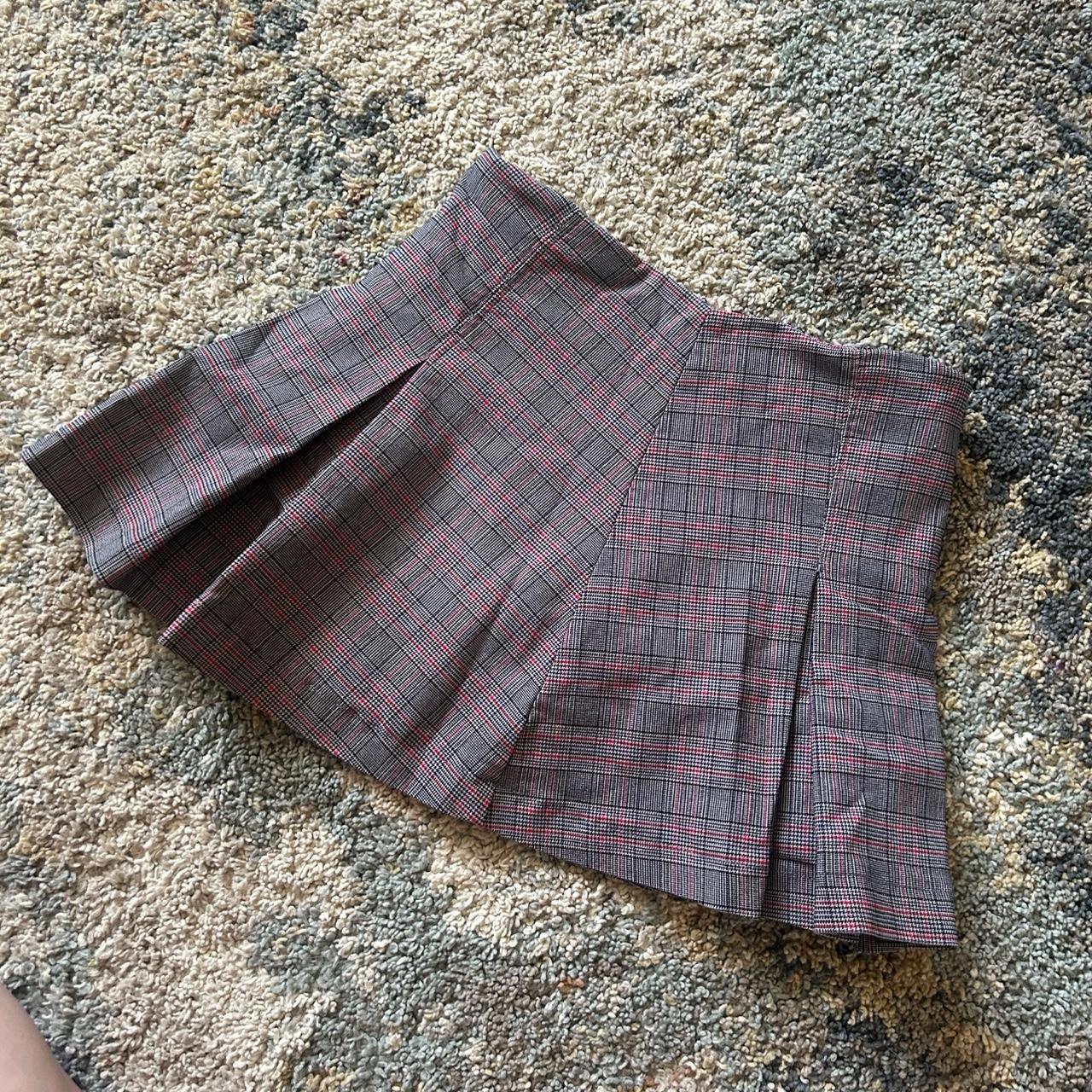 item listed by hollizamora