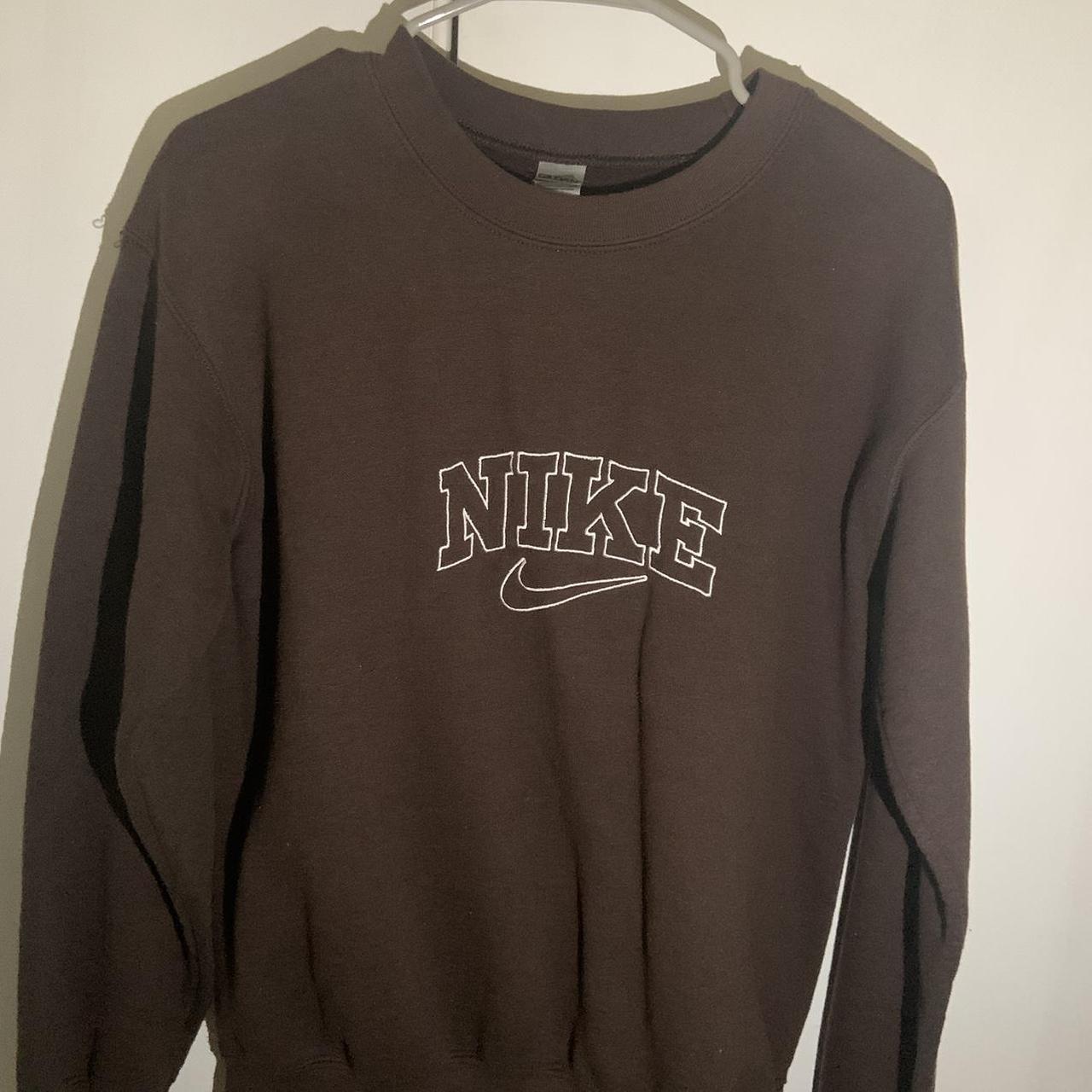 brown nike vintage sweater