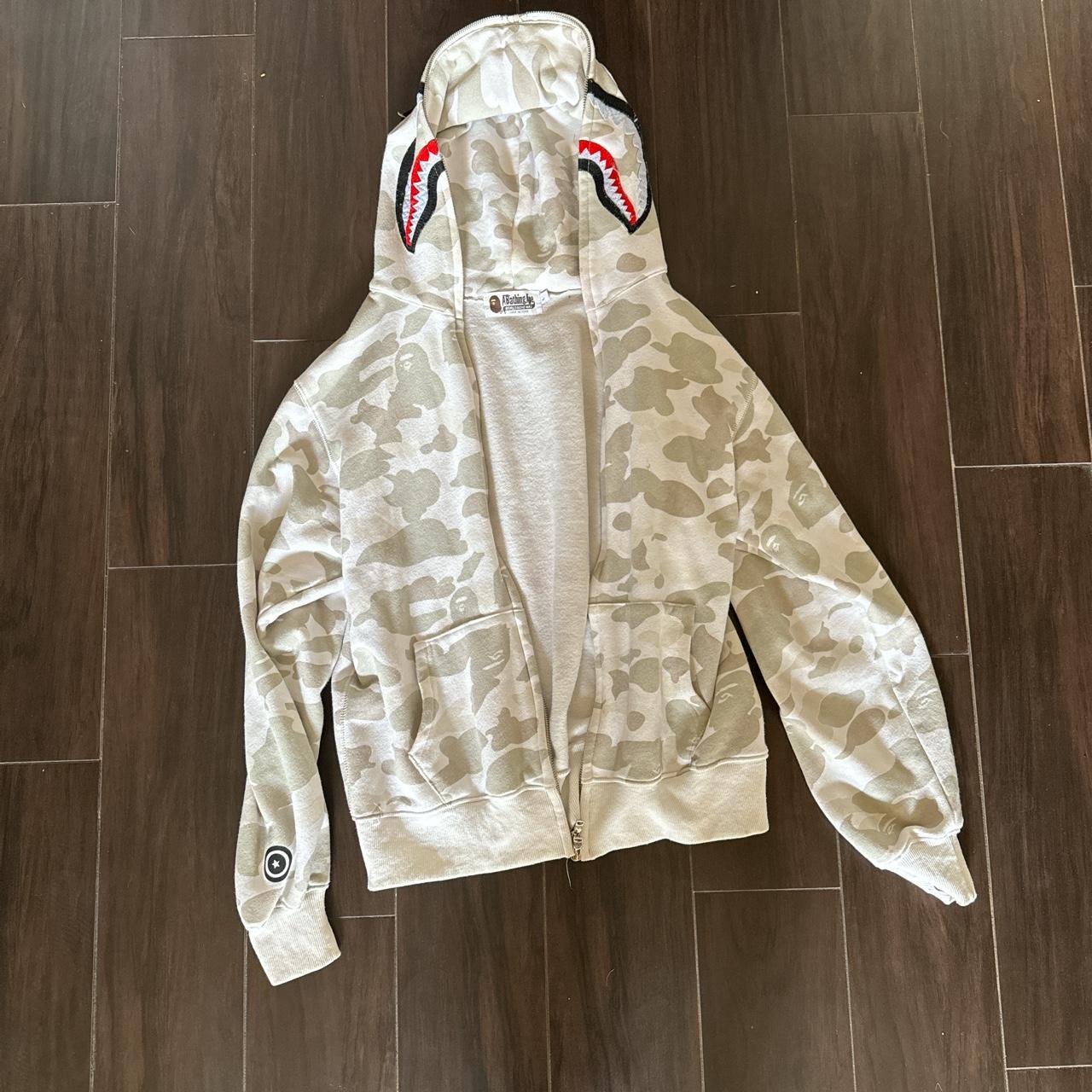 white bape camo zip up hoodie *REAL* - Depop