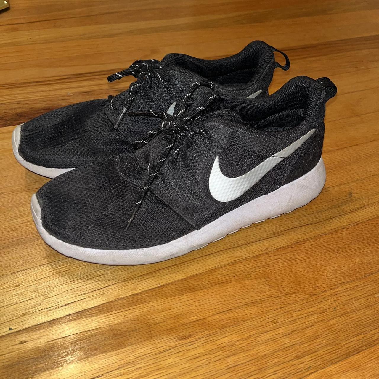 no paypal black white nike roshe run shoes. in. Depop