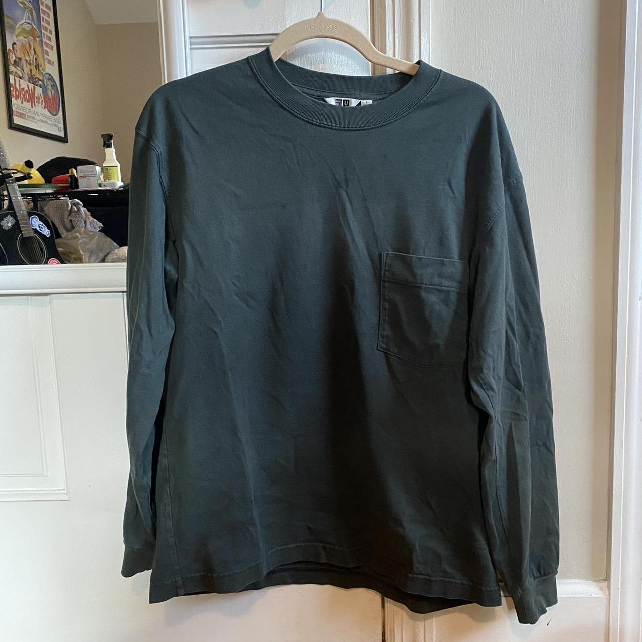 Uniqlo dark best sale green shirt