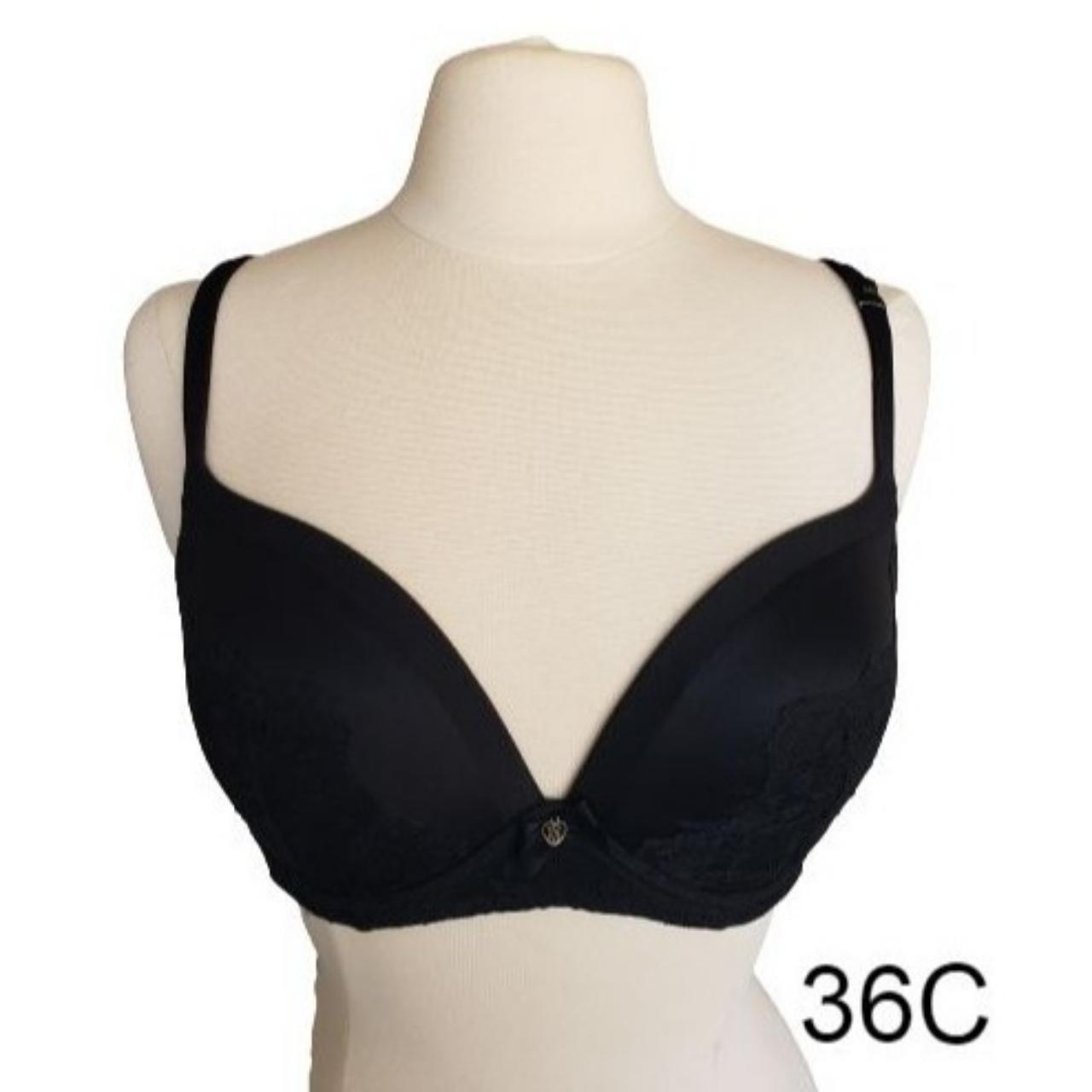 item listed by maddiesfashion35