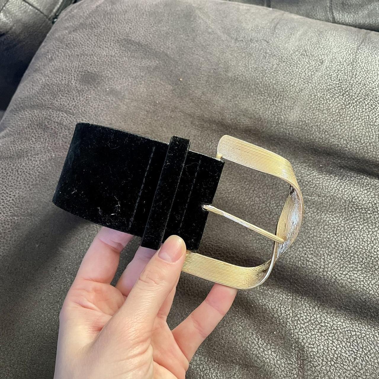 Zara Women's Black and Gold Belt | Depop